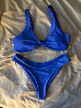 Royal blue bikini set💙